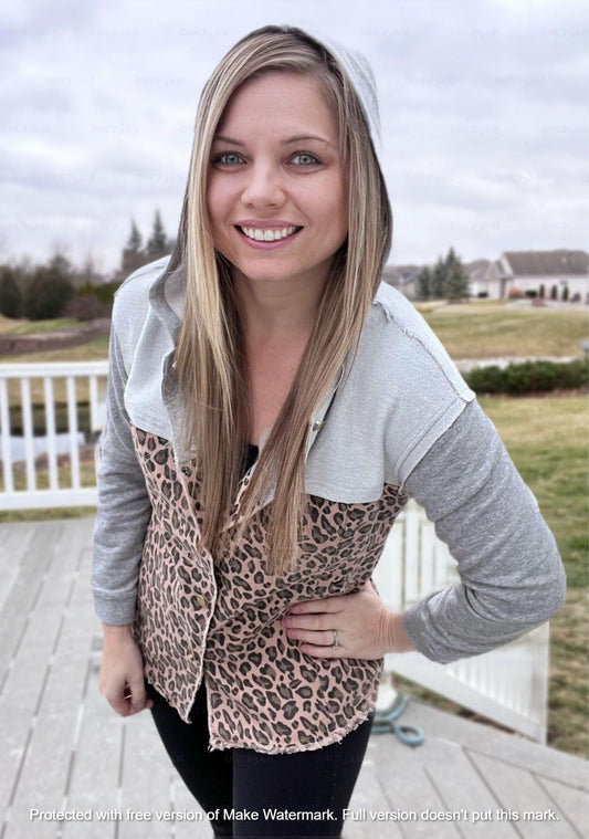 LEOPARD AND SWEATER SHACKET