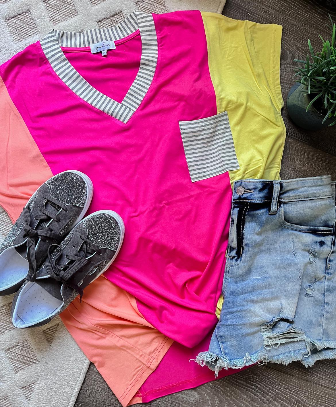 RTS: The Sun-drenched Colorblock Tee